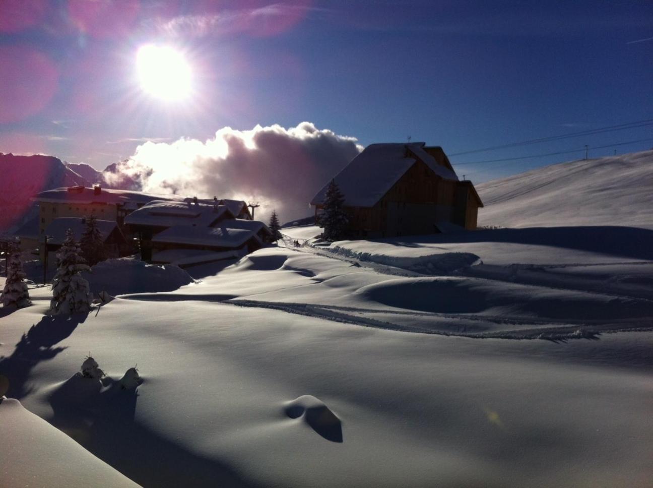 Hotel Le Dome Alpe d'Huez Екстер'єр фото