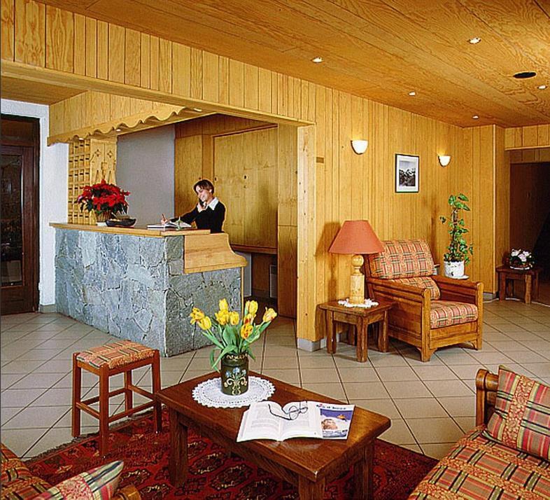 Hotel Le Dome Alpe d'Huez Екстер'єр фото